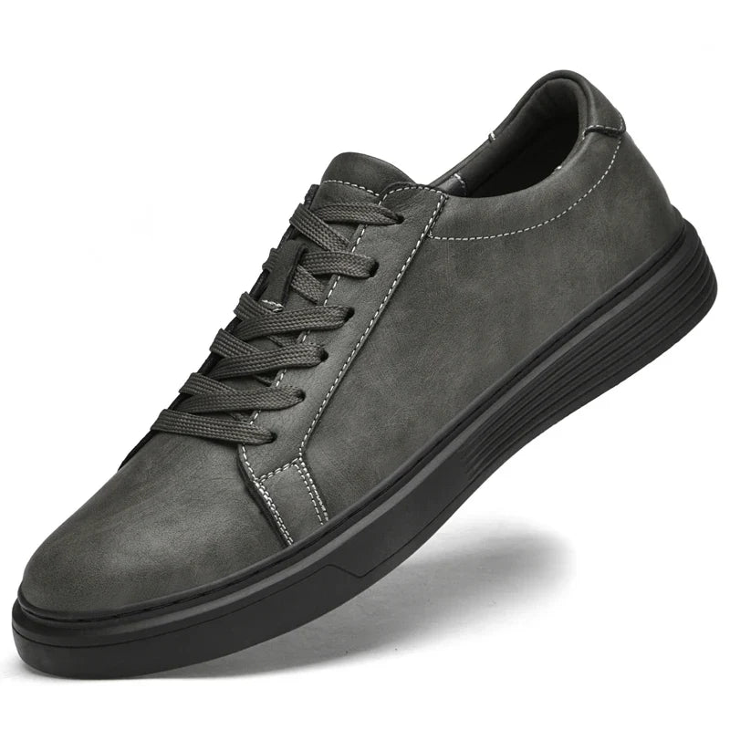Callide™ Leather Sneaker