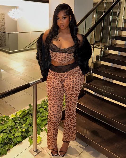 MOGEN Lace Trimmed Top & Flared Pants Set