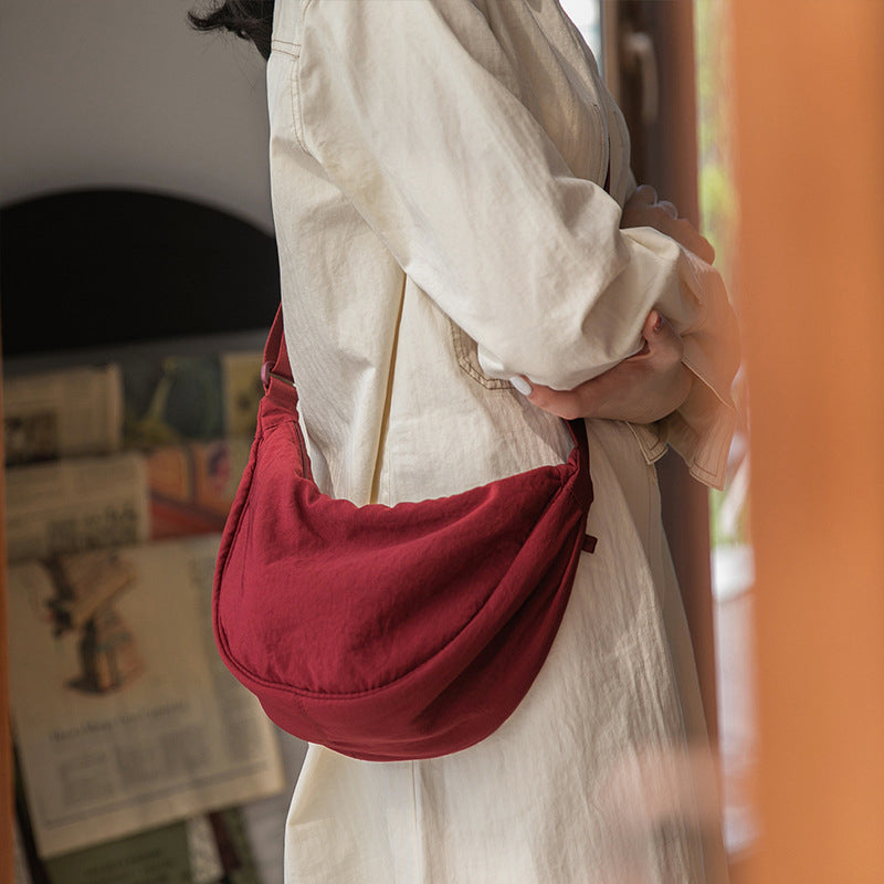 Nevaeh - Crescent Crossbody Bag - Samberule