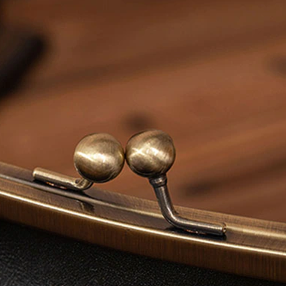 Diana - Vegan Leather Structured Handbag - Samberule