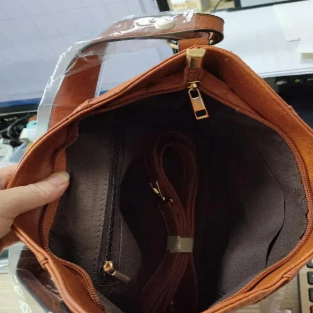 Colleen - Vegan Leather Hobo Bag - Samberule