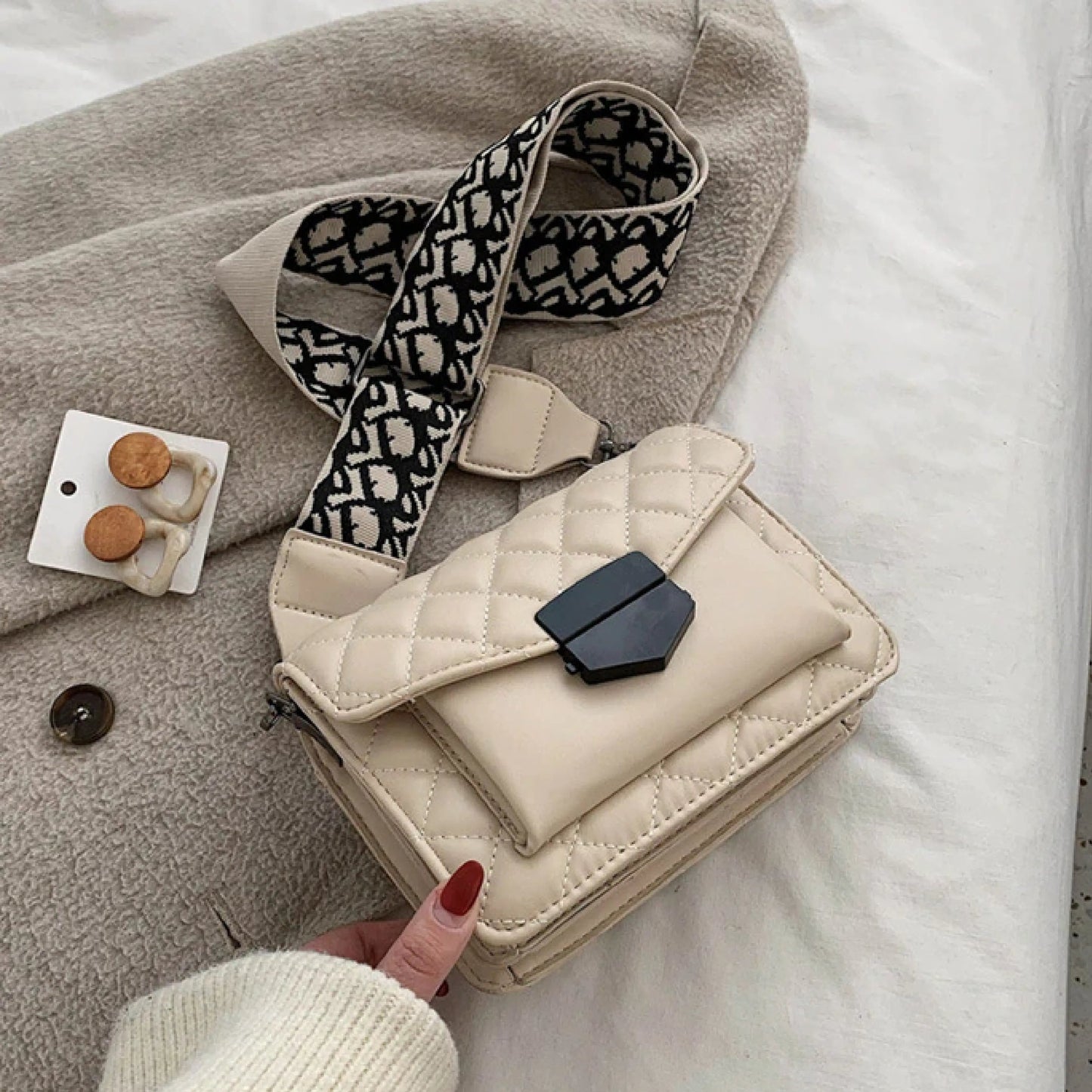 Kathryn - Vegan Leather Quilted Crossbody Bag - Samberule