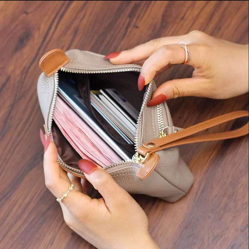 Anne - Vegan Leather Wristlet Clutch Bag - Samberule