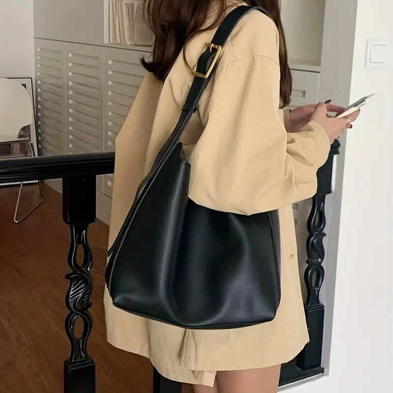 Aria - Vegan Leather Minimalist Shoulder Bag - Samberule