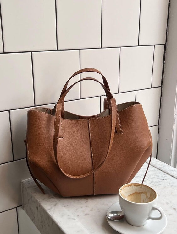 Caroline - Oversized Structured Leather Tote - Samberule