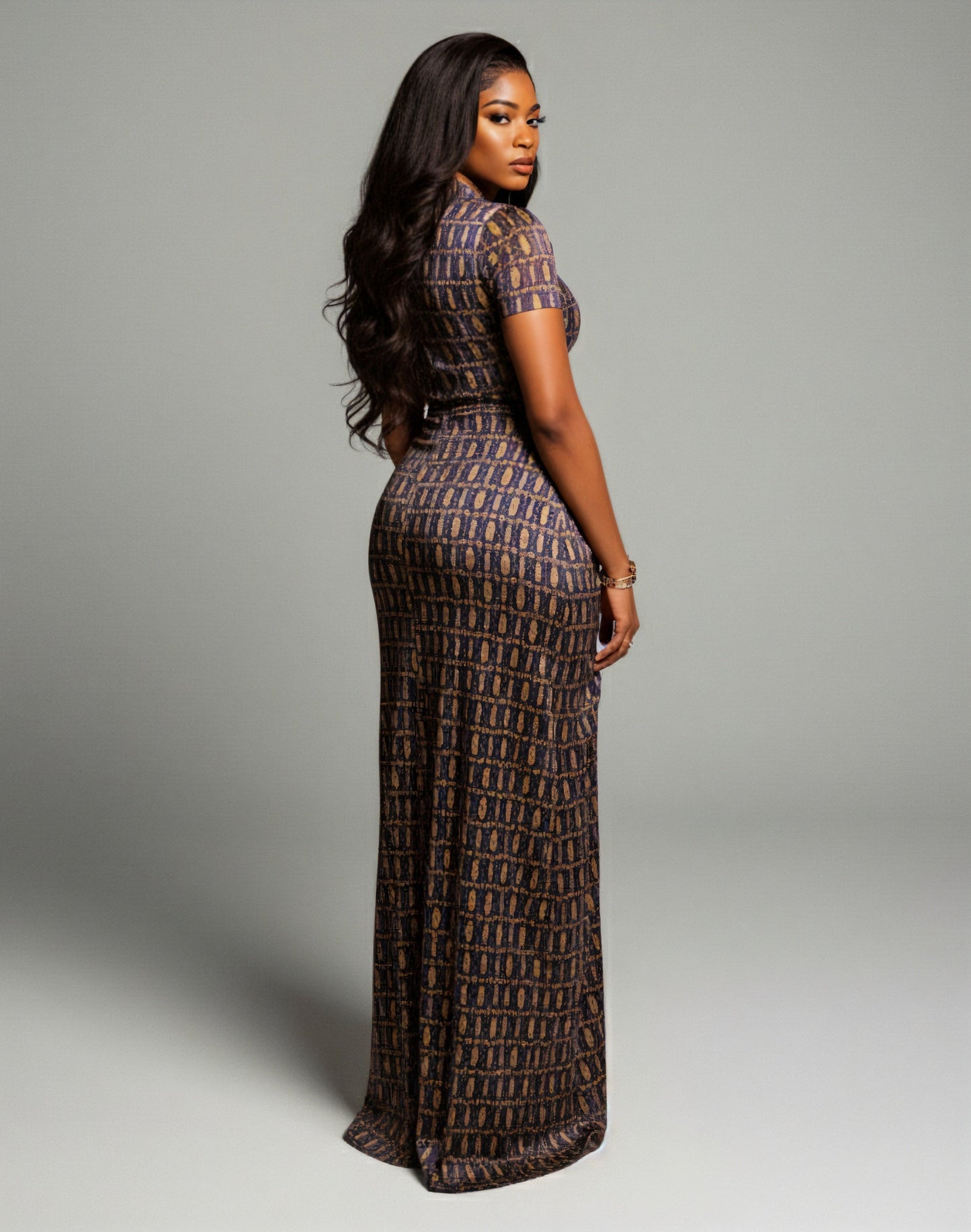 ALODIA Short-Sleeved Ruched Maxi Dress