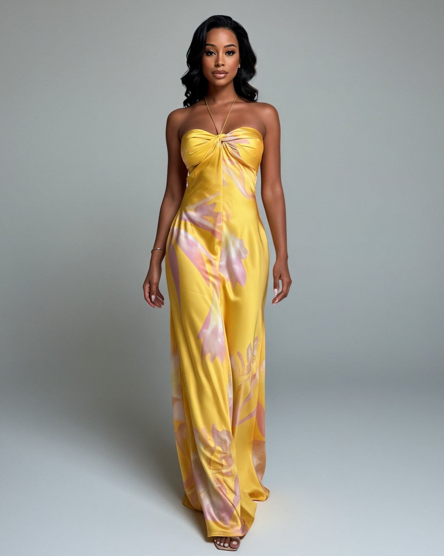 VEDA Halter Neck Sleeveles Maxi Dress