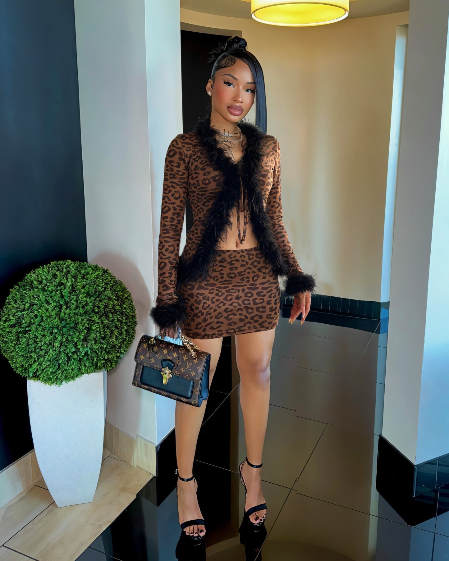 JADE Trimmed Faux Fur Leopard Set